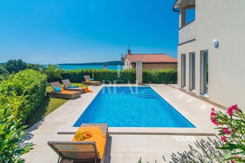 Istra-Pomer Villa 70m od mora sa pogledom