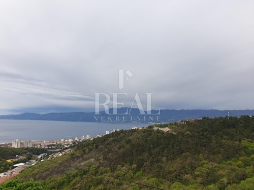 Prodaja kuće na Pulcu, S+P+VPOT od 270 m2