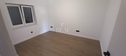 Thumbnail 6152400 - 16