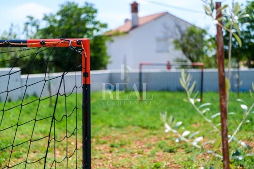 Thumbnail 6152424 - 10