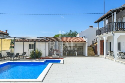 Thumbnail 6152424 - 7