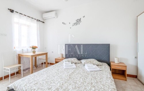 Thumbnail 6152424 - 14