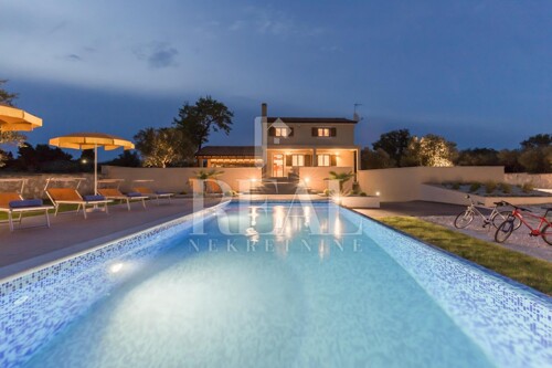 Thumbnail 6152450 - 9