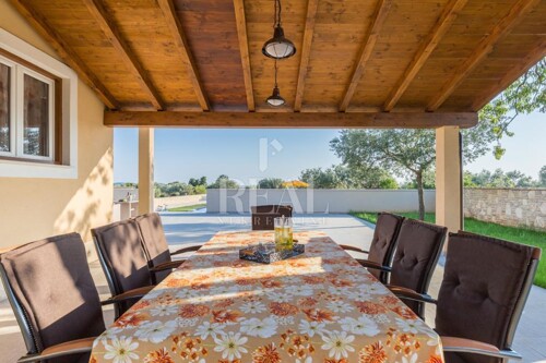 Thumbnail 6152450 - 18