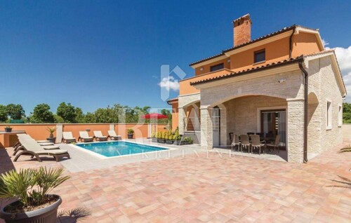 Jadreški luxuzna Villa 337m2,bazen,4ss+db,more fitness