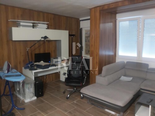 Thumbnail 6152496 - 10