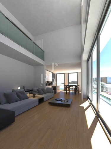 Vila sa bazenom P+1 70m od mora