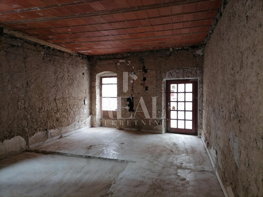 Image 6152586 - 1