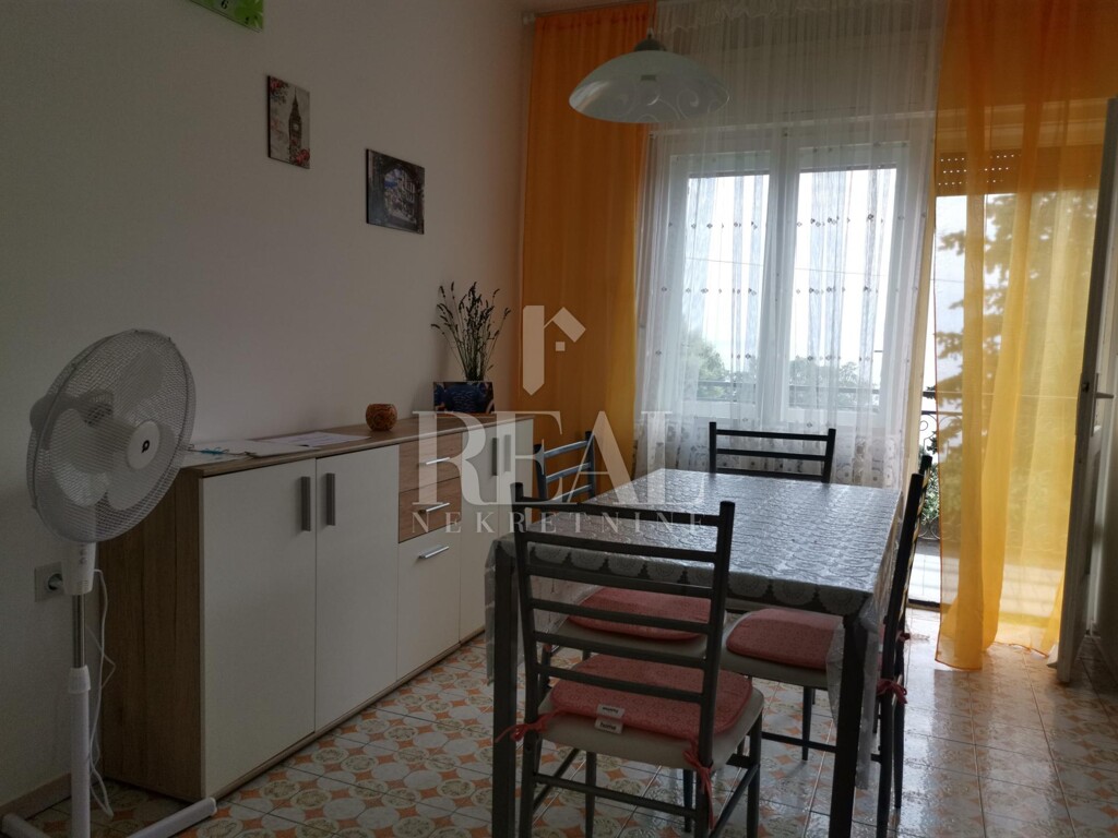 Image 6152631 - 9