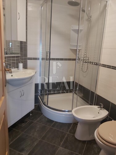 Thumbnail 6152665 - 10