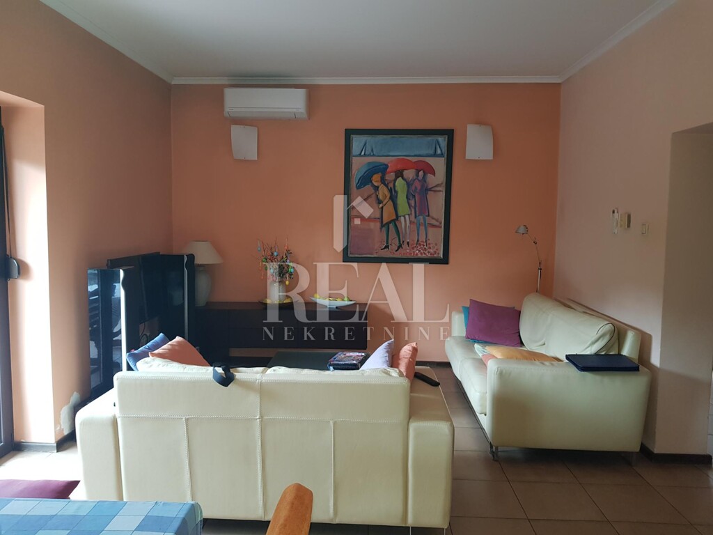 Image 6152781 - 1