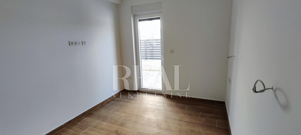 Image 6152805 - 5