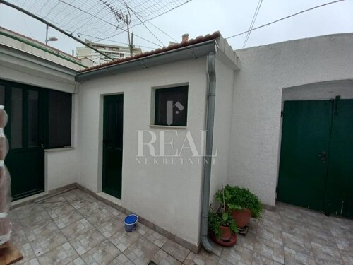 Centar Šibenika kuća 300m2