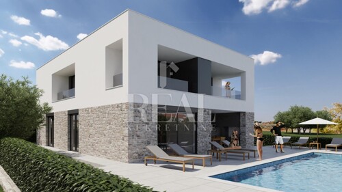 Poreč, 7 km od centra, vila sa bazenom od 242 m2