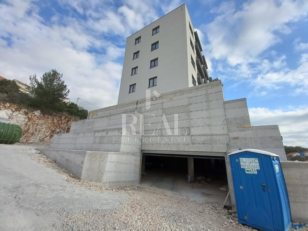 Image 6152859 - 2