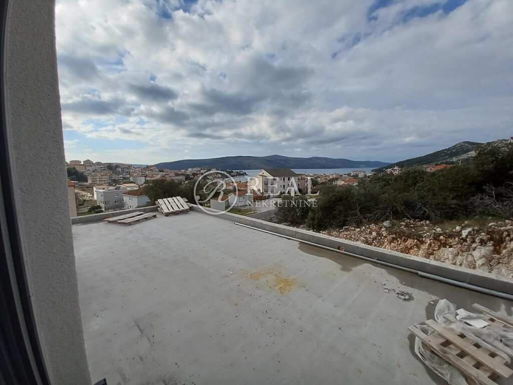 Image 6152859 - 6