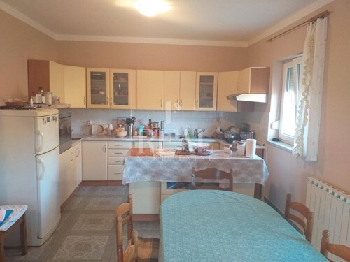 Prodaja kuće na Gornjoj Drenovi P+1 170 m2 + starina