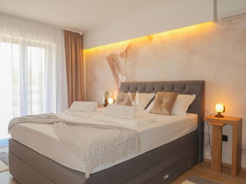 Thumbnail 6153034 - 23