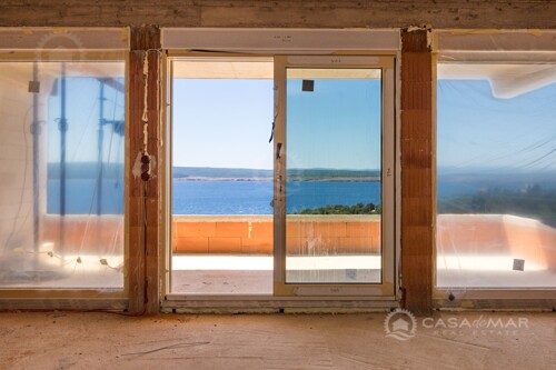 Luksuzan apartman sa 3 spavaće sobe, samo 150m od mora!