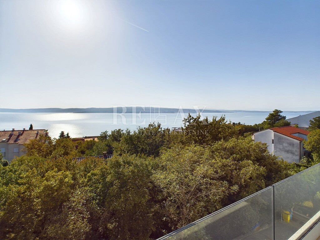 Image 6153540 - 8