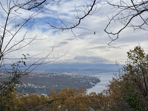 Matulji - građevinsko zemljište s panoramskim pogledom na Kv