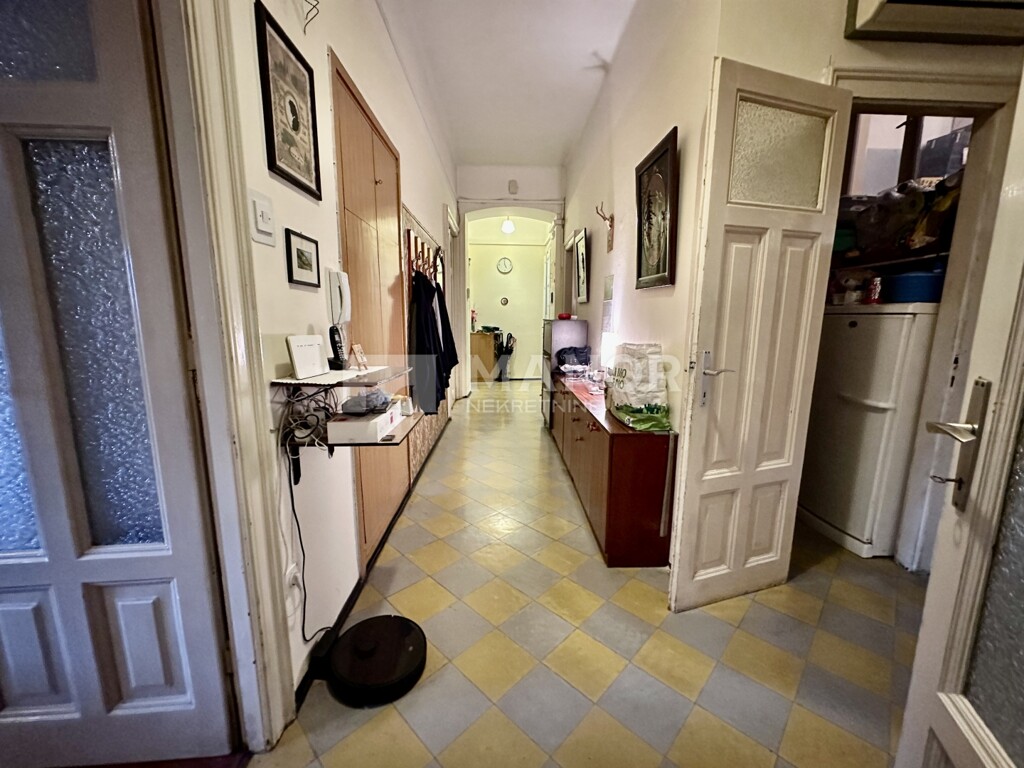 Image 6153635 - 14