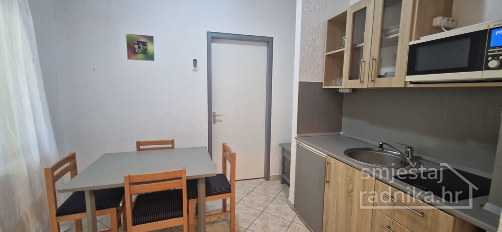 Image 6153685 - 2