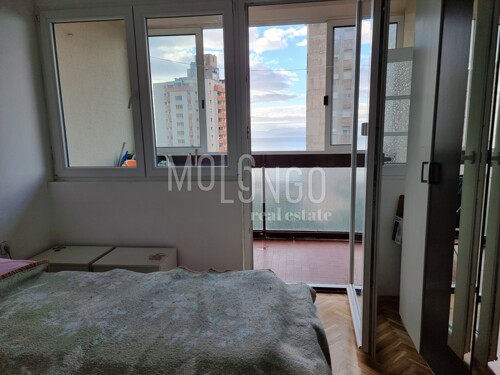 Thumbnail 6154353 - 6