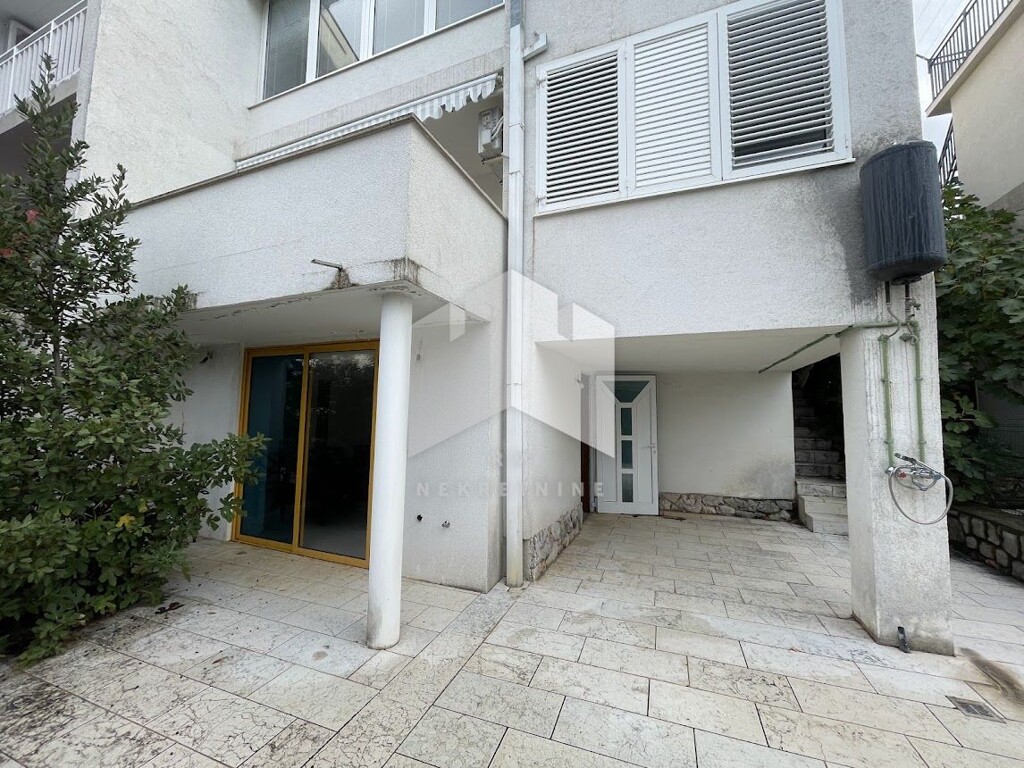 Image 6155320 - 18