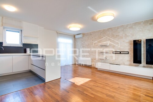 Prodaja, Stan, Bukovac, Bukovac , 5s, 200m2