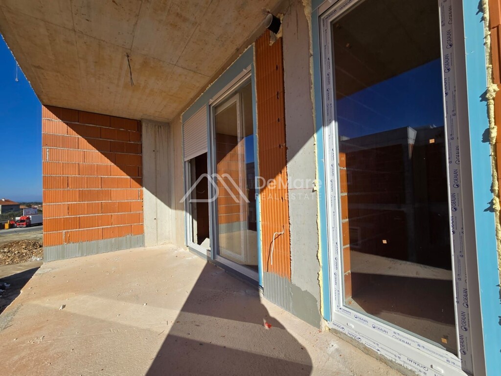 Image 6157184 - 5