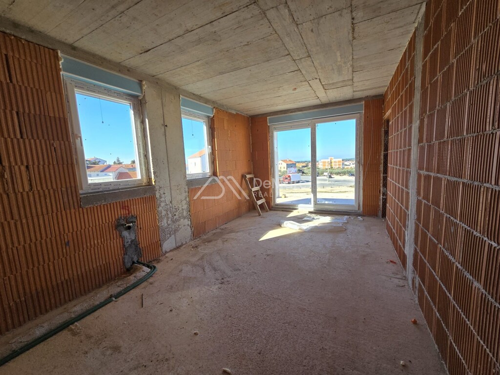 Image 6157188 - 7