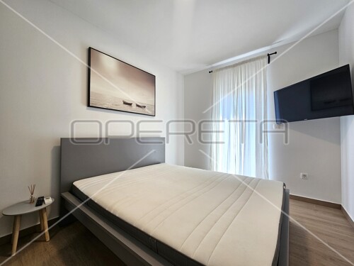 Thumbnail 6157221 - 17