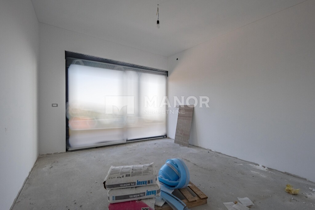 Image 6157238 - 9
