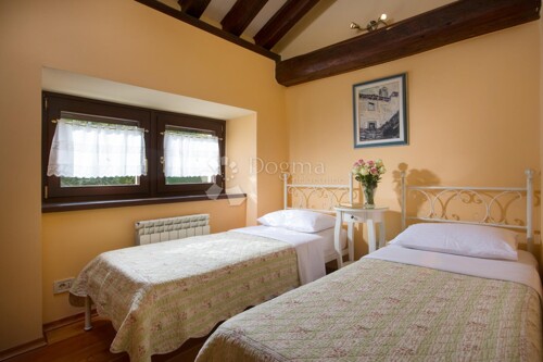 Thumbnail 6157574 - 20