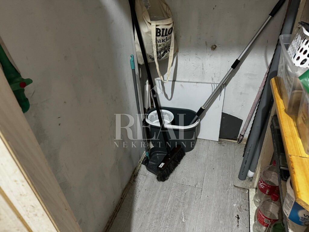 Image 6157652 - 5