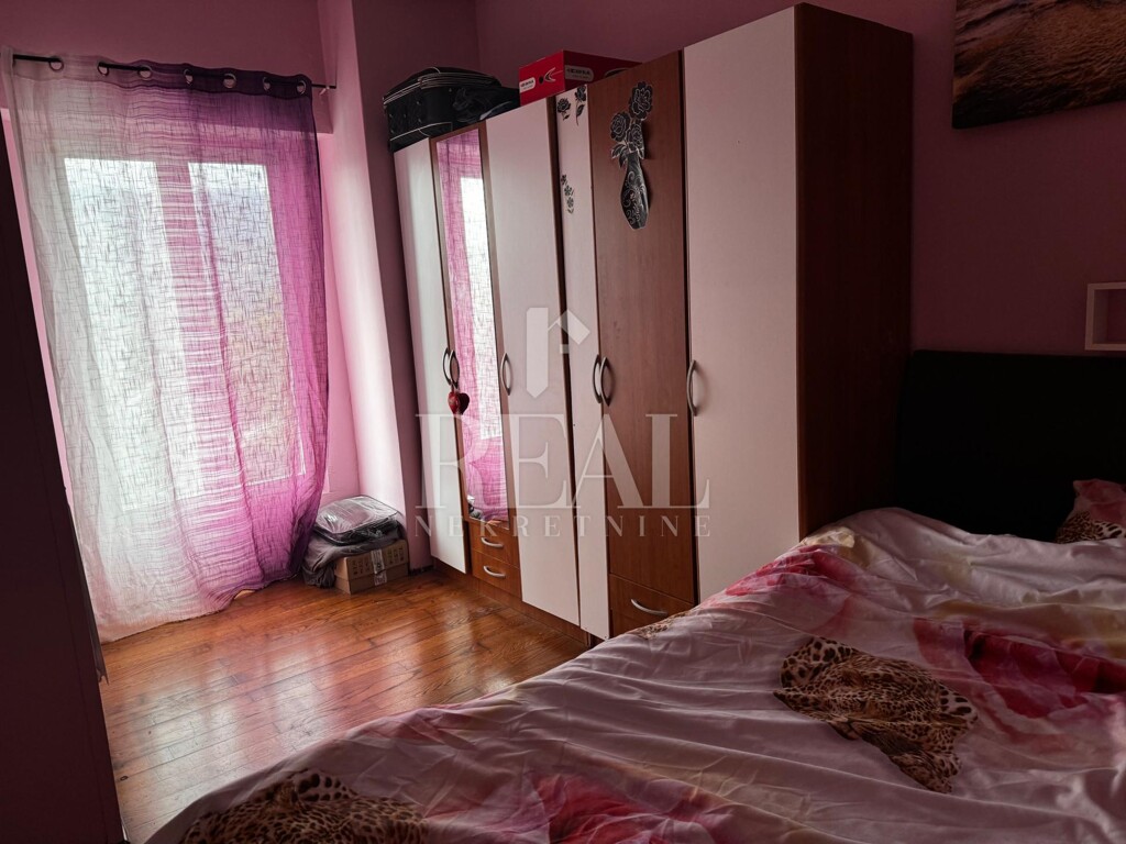 Image 6157652 - 8