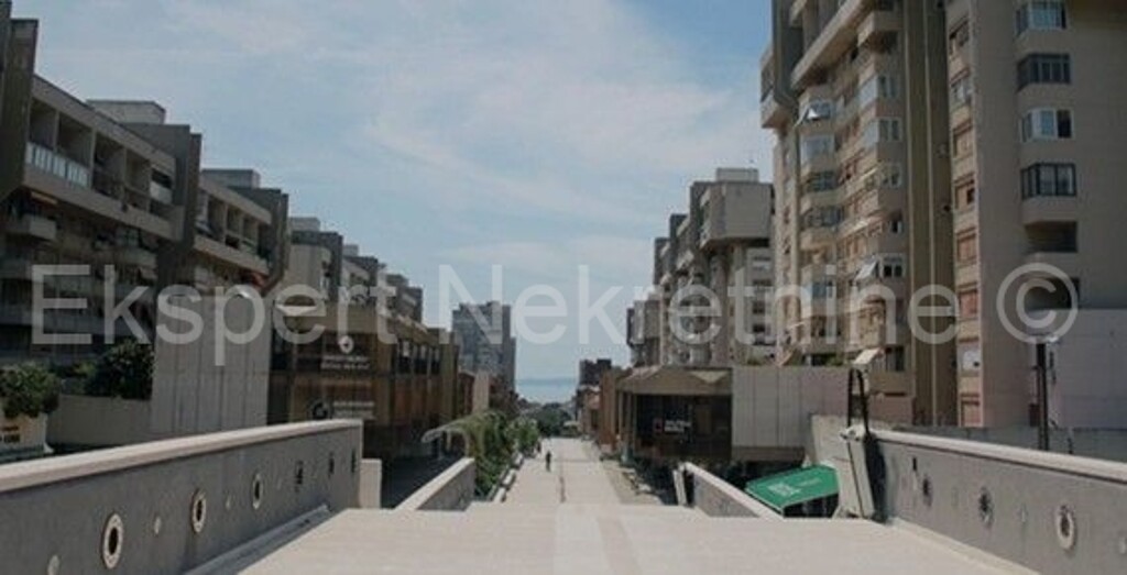 Image 6157659 - 7