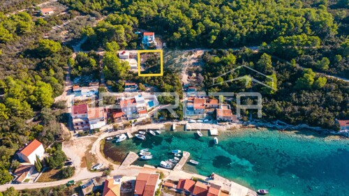 Građevinsko zemljište 340 m2 sa pogledom na more, Tri Porte, Korčula