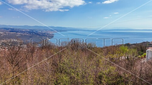 Veće građevinsko zemljište na 400m visine u brdu iznad Opatije,6432 m2