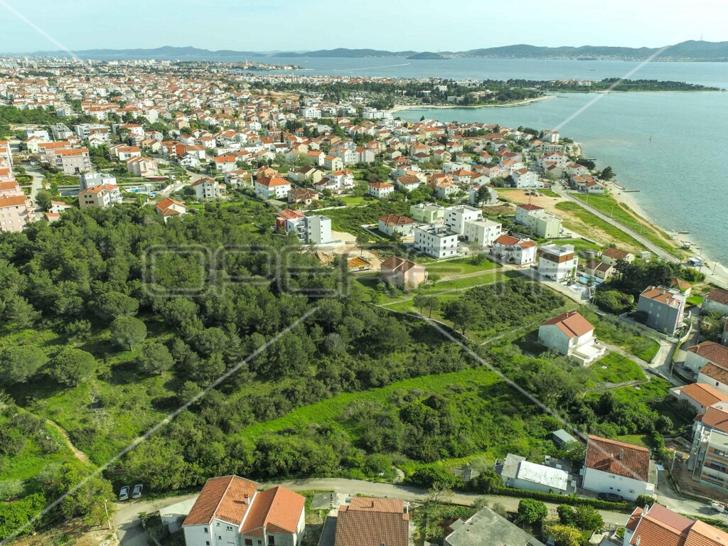 Image 6157797 - 6