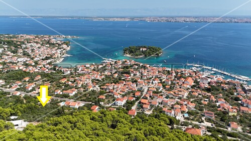 UGLJAN, PREKO – Građevinsko zemljište 536 m² s panoramskim pogledom na m...
