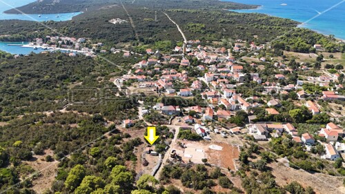 MOLAT - Građevinsko zemljište 578 m² s legaliziranim objektom i panoramski...