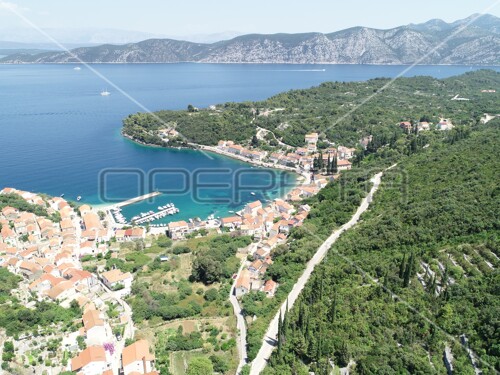 Poljoprivredno Zemljište u Prekrasnom Račišću na Korčuli