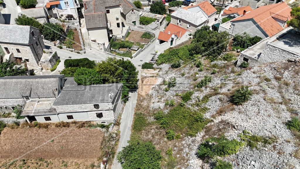 Image 6157835 - 12