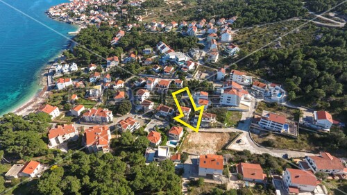 Građevinsko zemljište, 150 m do mora, 1.286 m2, Sutivan, otok Brač