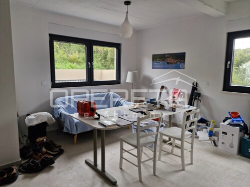 Stan na Atraktivnoj Lokaciji, 140 m2, Soline, otok Korčula