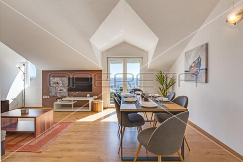 Penthouse,140,18m2,terasa, bazen- Petrčane, 140,18M2