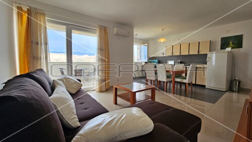 GRAD PAG – Dva apartmana - 46 m² i 74 m²