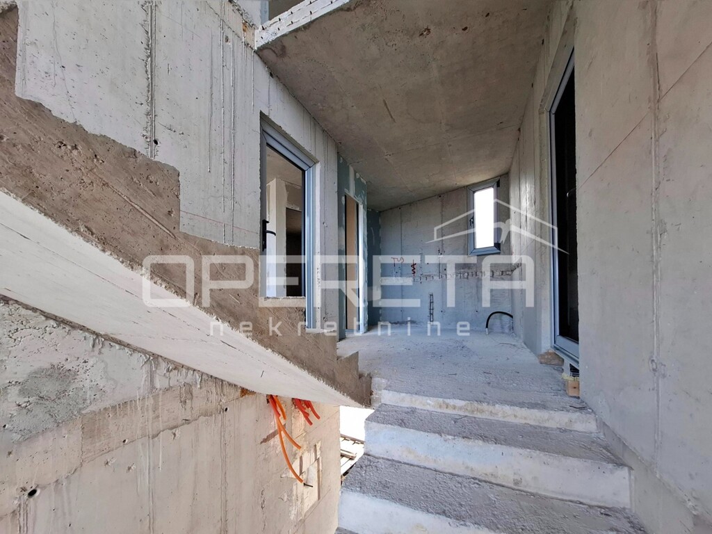 Image 6158103 - 18